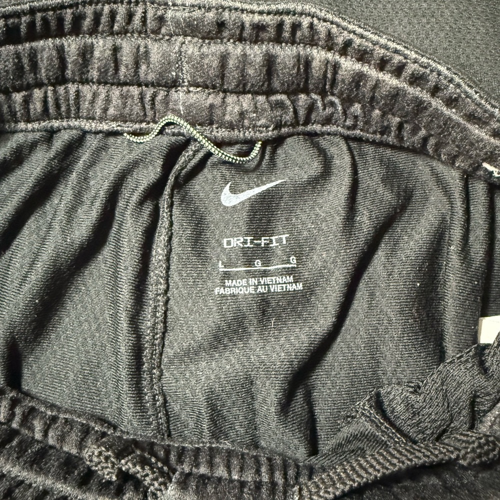 Nike Dri Fit Boys Shorts Large Black White Basketball Athletic Mesh - Picture 4 of 5